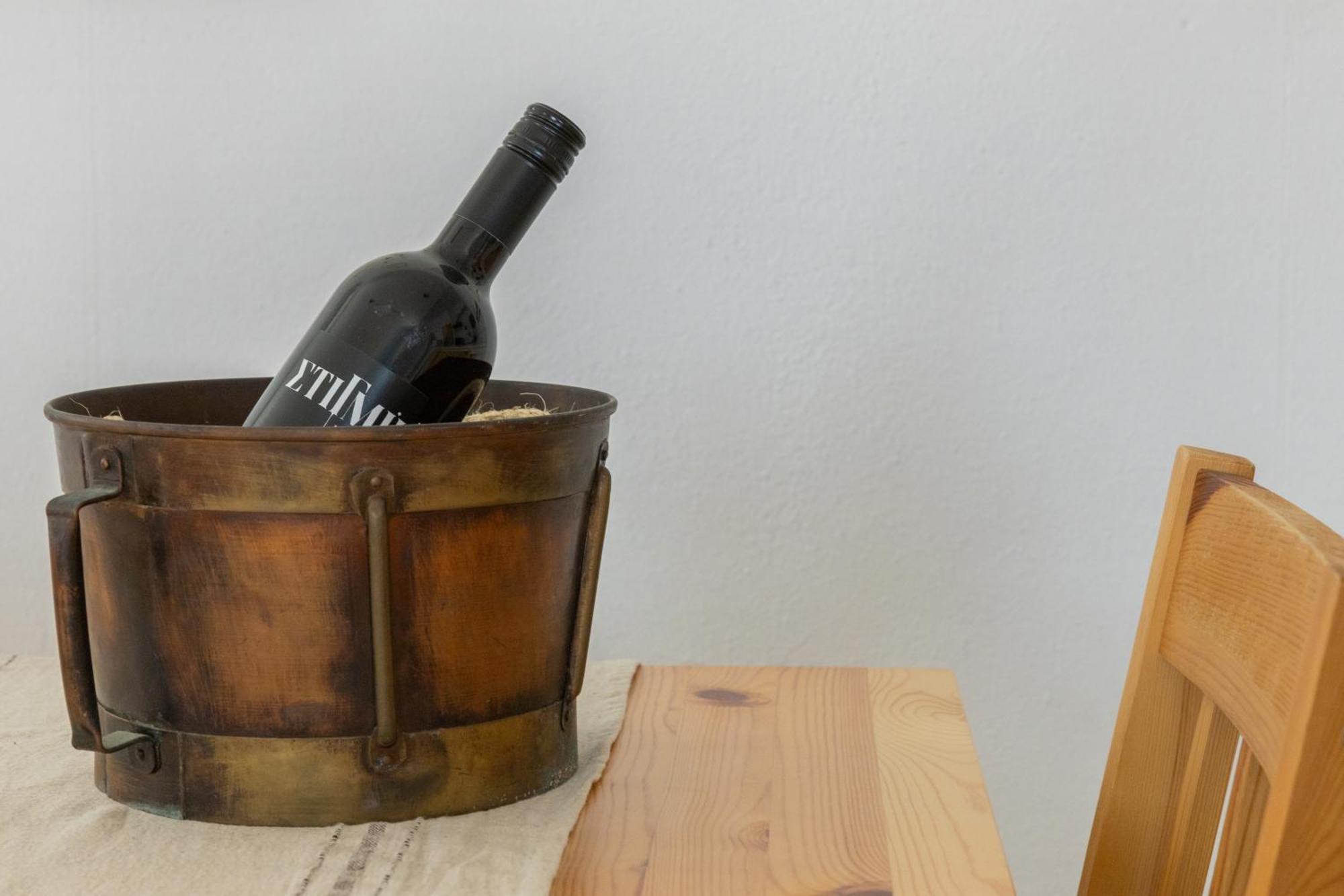 Studio Home Naousa (Paros)